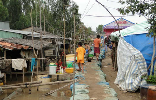 Business as usual after Vietnam floods. Business as usual after Vietnam floods.