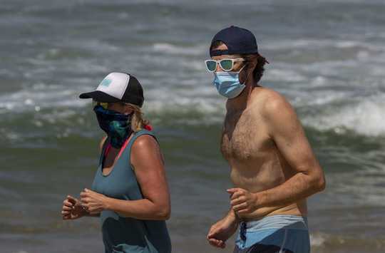 How Can You Be Safe At A Pool, The Beach Or A Park?