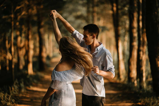 How to Forge Deeper Relationships in a Superficial World secret to meaningful relationships 1 14