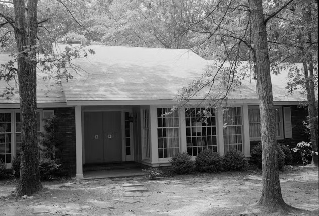 Jimmy Carter's black and white ranch-style house.