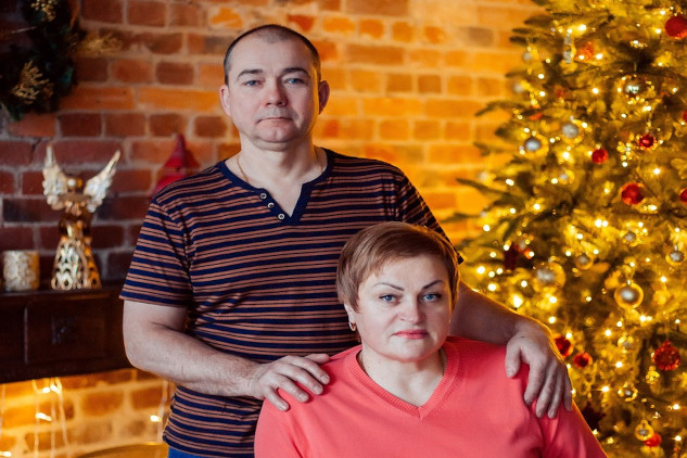 Finding Peace: Healing from a Narcissistic Relationship a portrait of an unhappy looking couple, her sitting and him standing his hands pressing down on her shoulders