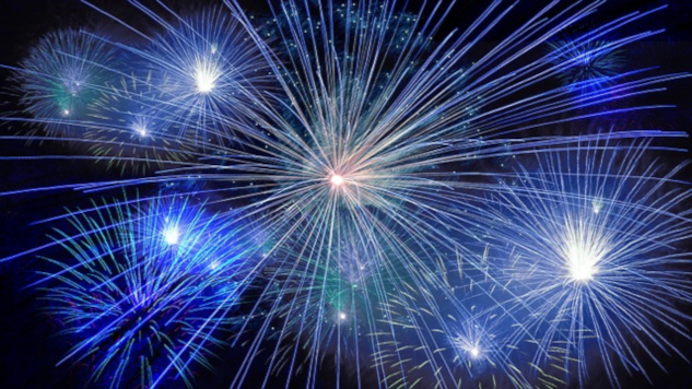 Start Small: Why One New Year’s Resolution is Enough starburst fireworks