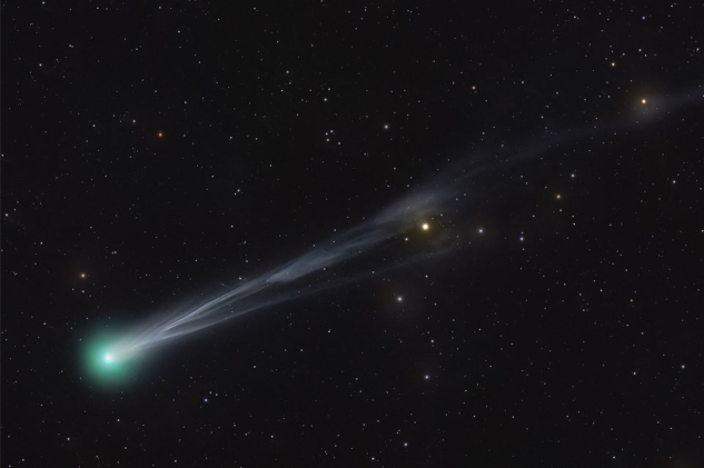 Comet Lemmon Brightens.&nbsp;Image Credit & Copyright: Victor Sabet & Julien De Winter.&nbsp;