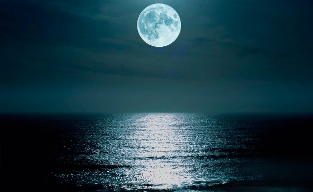 Fuil Moon -  Image by Enrique from Pixabay